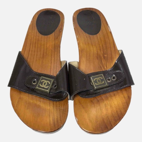 Chanel Brown Patent Leather Clog Sandals EU39 - Picture 1 of 7